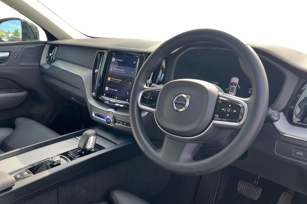 Used Volvo XC60 2024 for sale - 75468899: Photo 10