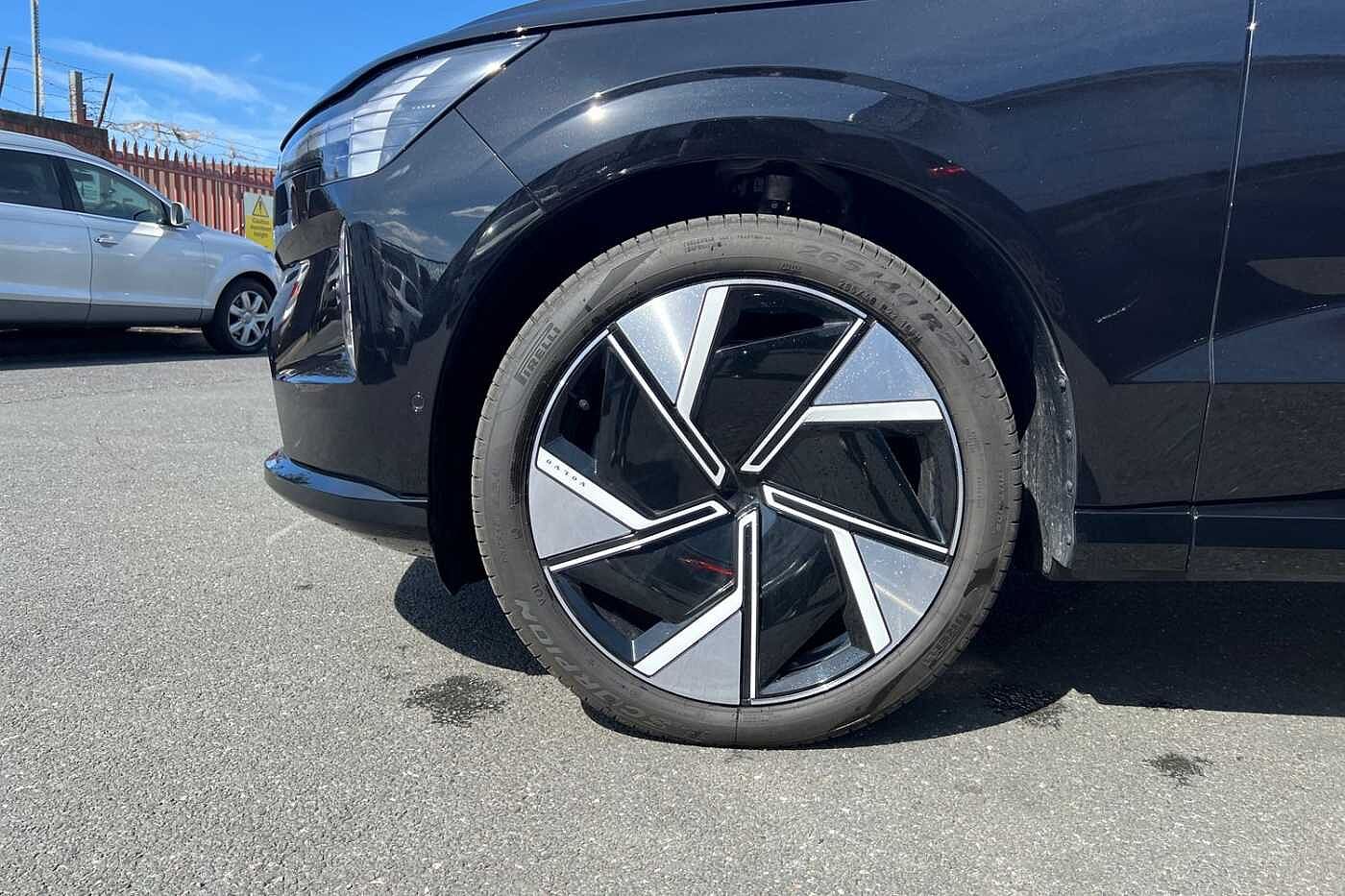 Used Volvo EX90 2025 for sale - 75468901: Photo 5