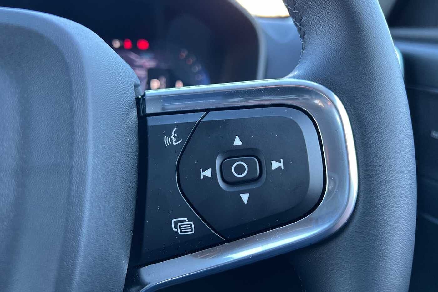 Used Volvo XC40 2025 for sale - 76614821: Photo 12