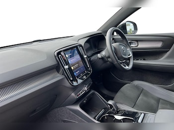 Used Volvo XC40 2022 for sale - 75468906: Photo