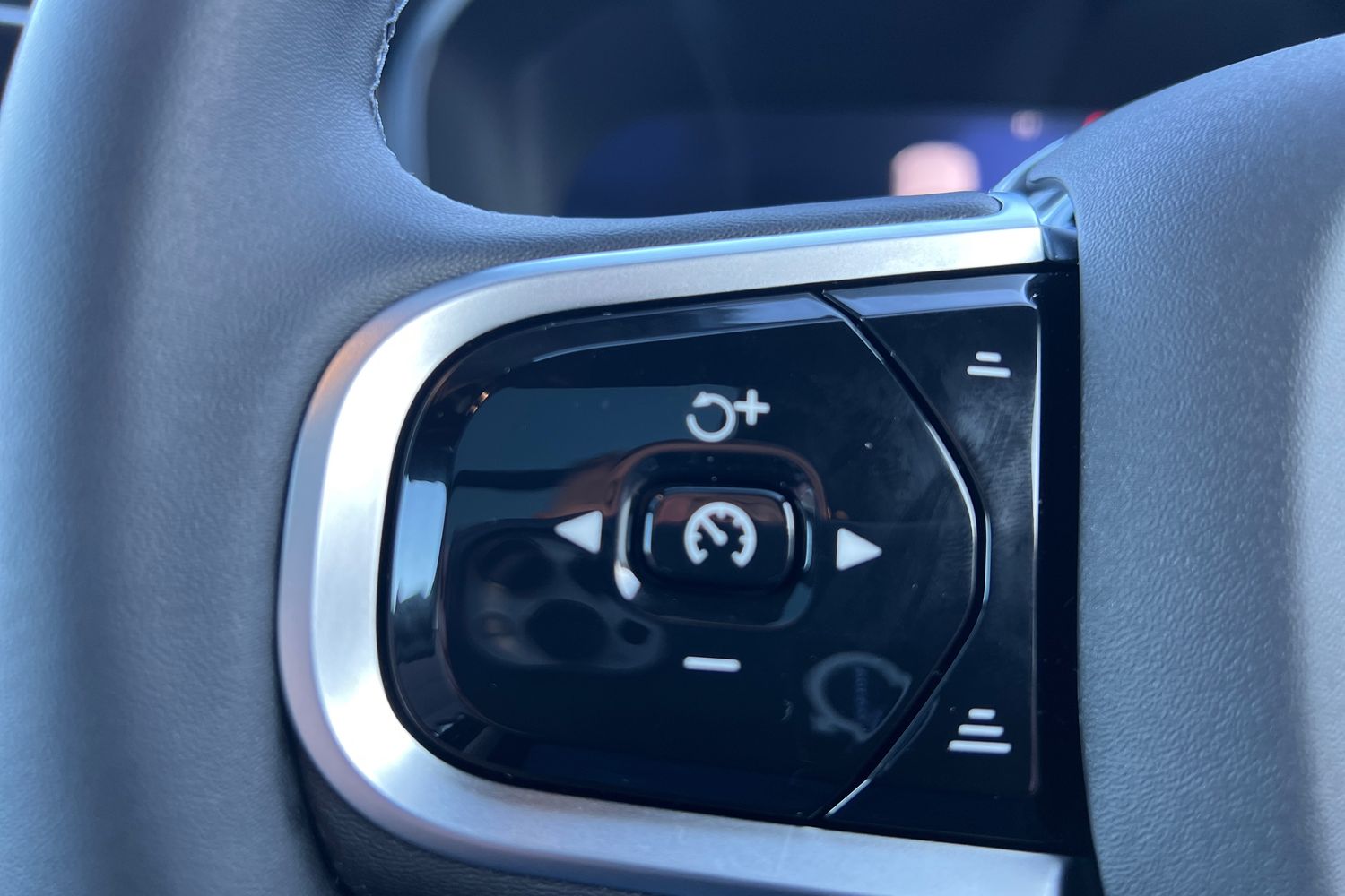 Used Volvo XC90 2025 for sale - 76479880: Photo 11