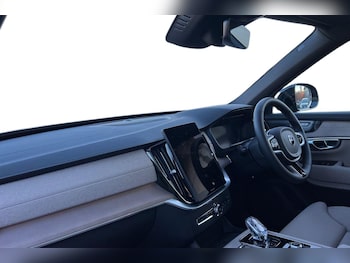 Used Volvo XC90 2025 for sale - 76479880: Photo