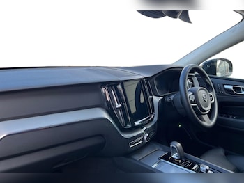 Used Volvo XC60 2025 for sale - 77476506: Photo