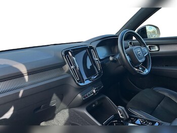 Used Volvo XC40 2021 for sale - 75910491: Photo