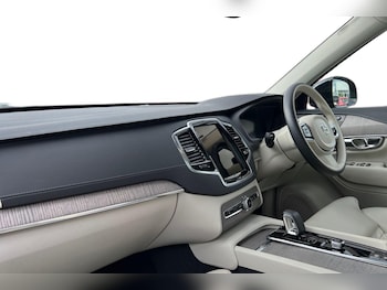 Used Volvo XC90 2022 for sale - 77934292: Photo