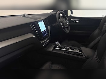 Used Volvo XC60 2025 for sale - 78456494: Photo