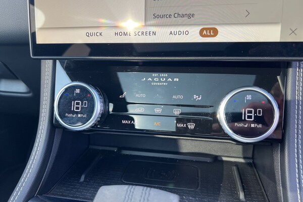 Used Jaguar F-Pace 2023 for sale - 75579901: Photo 14