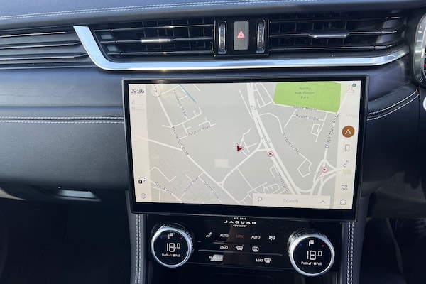 Used Jaguar F-Pace 2023 for sale - 75579901: Photo 15