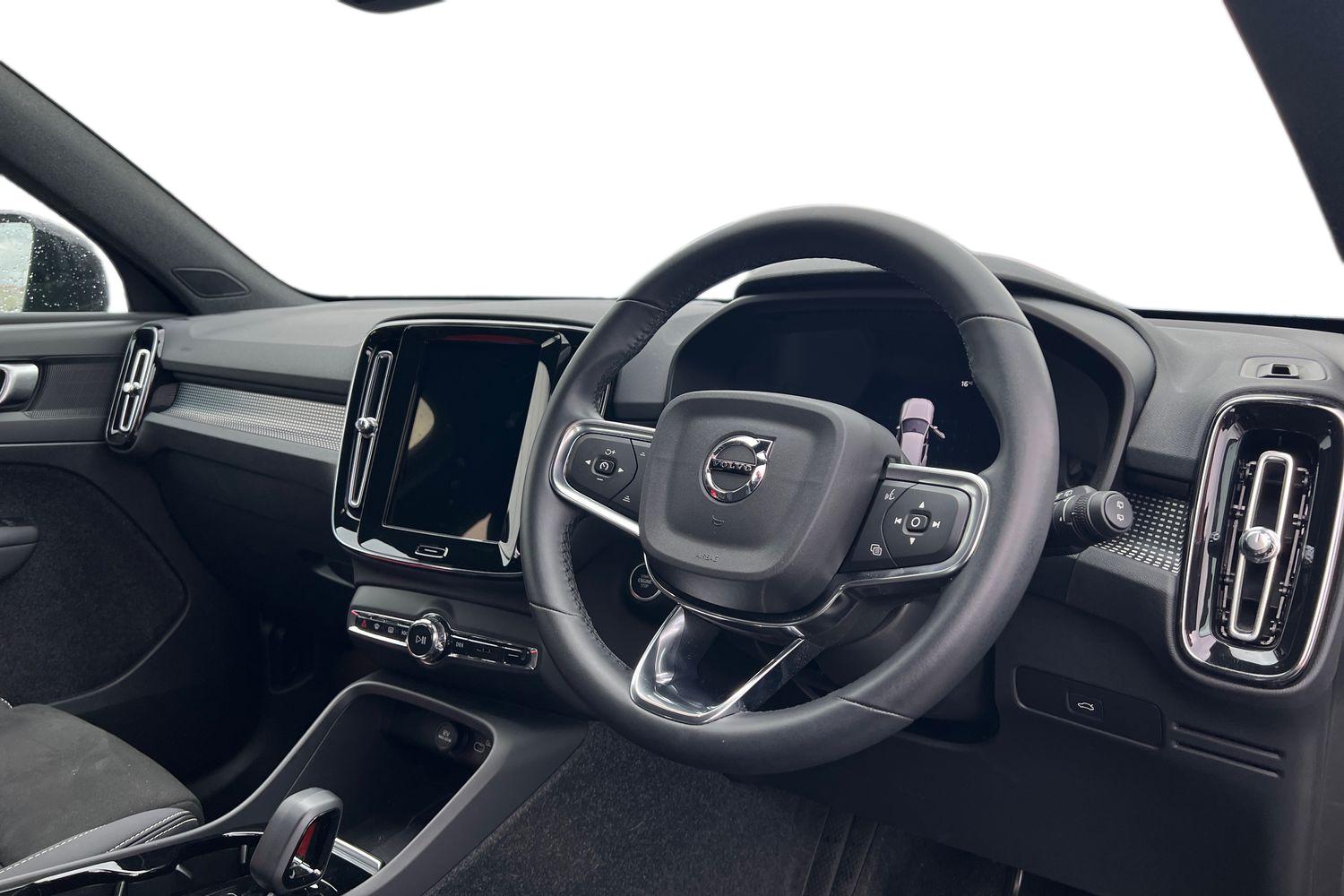 Used Volvo XC40 2024 for sale - 76466438: Photo 10