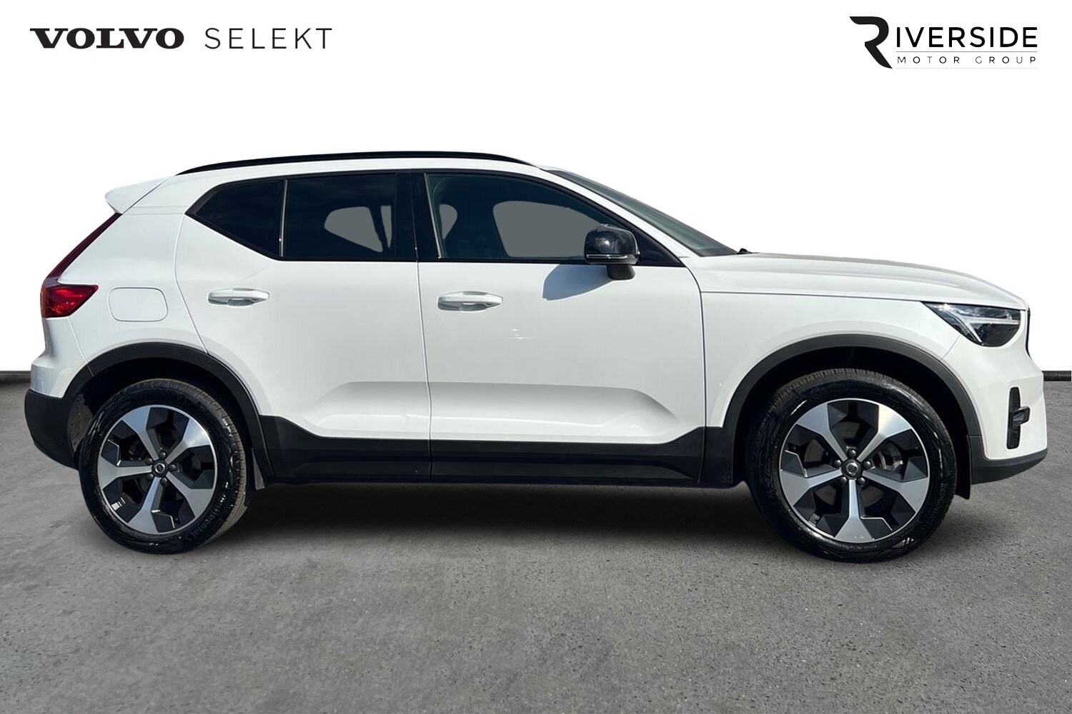 Used Volvo XC40 2025 for sale - 75595587: Photo 4