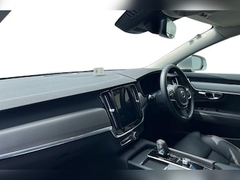Used Volvo V90 2022 for sale - 75468981: Photo