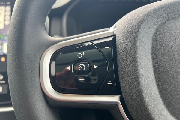 Used Volvo XC90 2025 for sale - 75468952: Photo 11