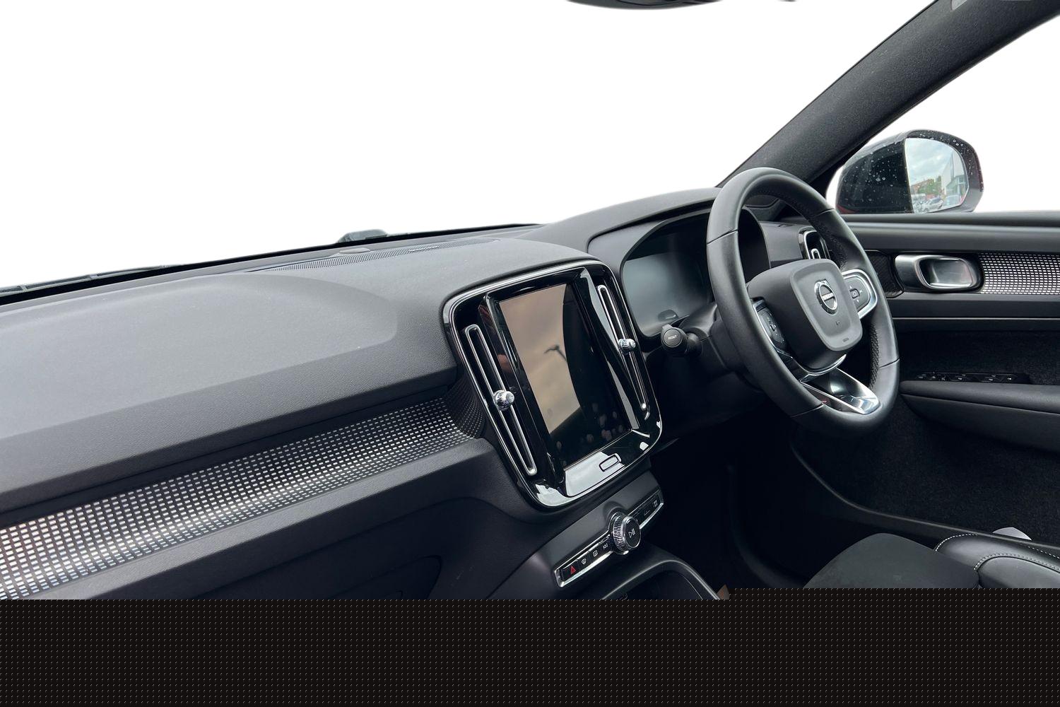 Used Volvo XC40 2022 for sale - 75468957: Photo