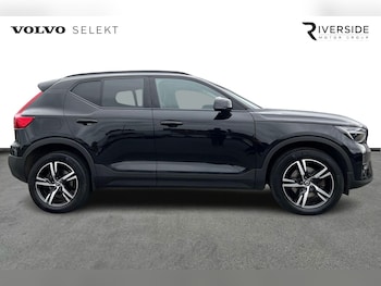 Used Volvo XC40 2023 for sale - 76161421: Photo