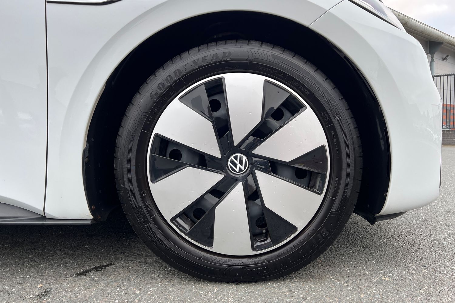 Used Volkswagen ID.3 2021 for sale - 76273050: Photo 5