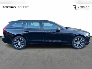 Used Volvo V60 2022 for sale - 76630219: Photo