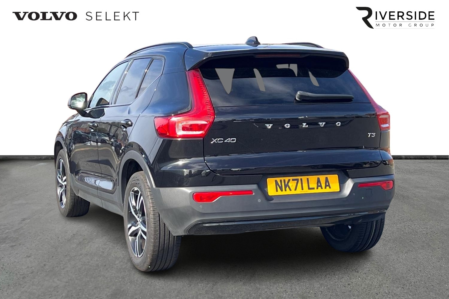 Used Volvo XC40 2021 for sale - 76130578: Photo 3