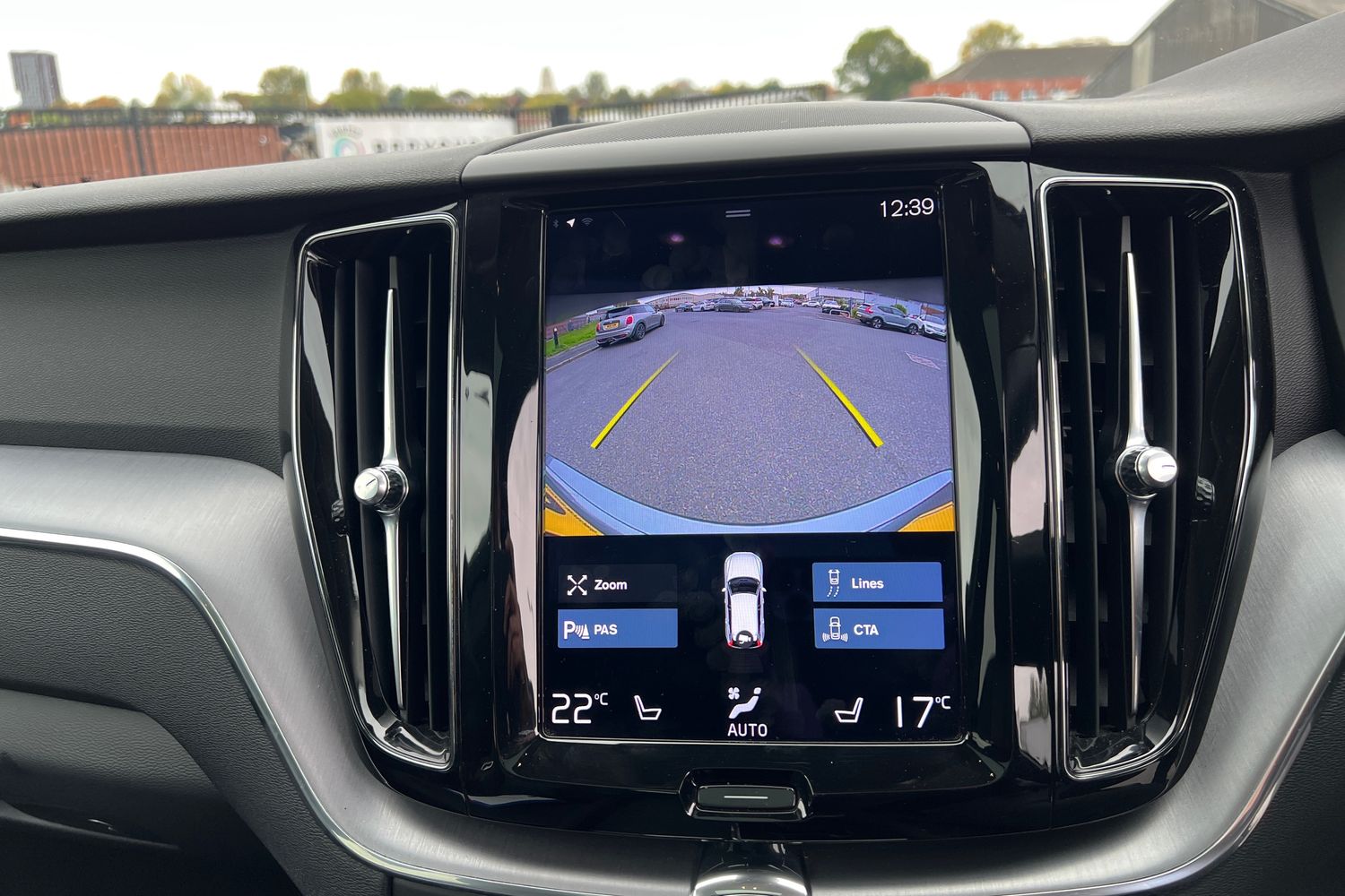 Used Volvo XC60 2020 for sale - 76289710: Photo 16