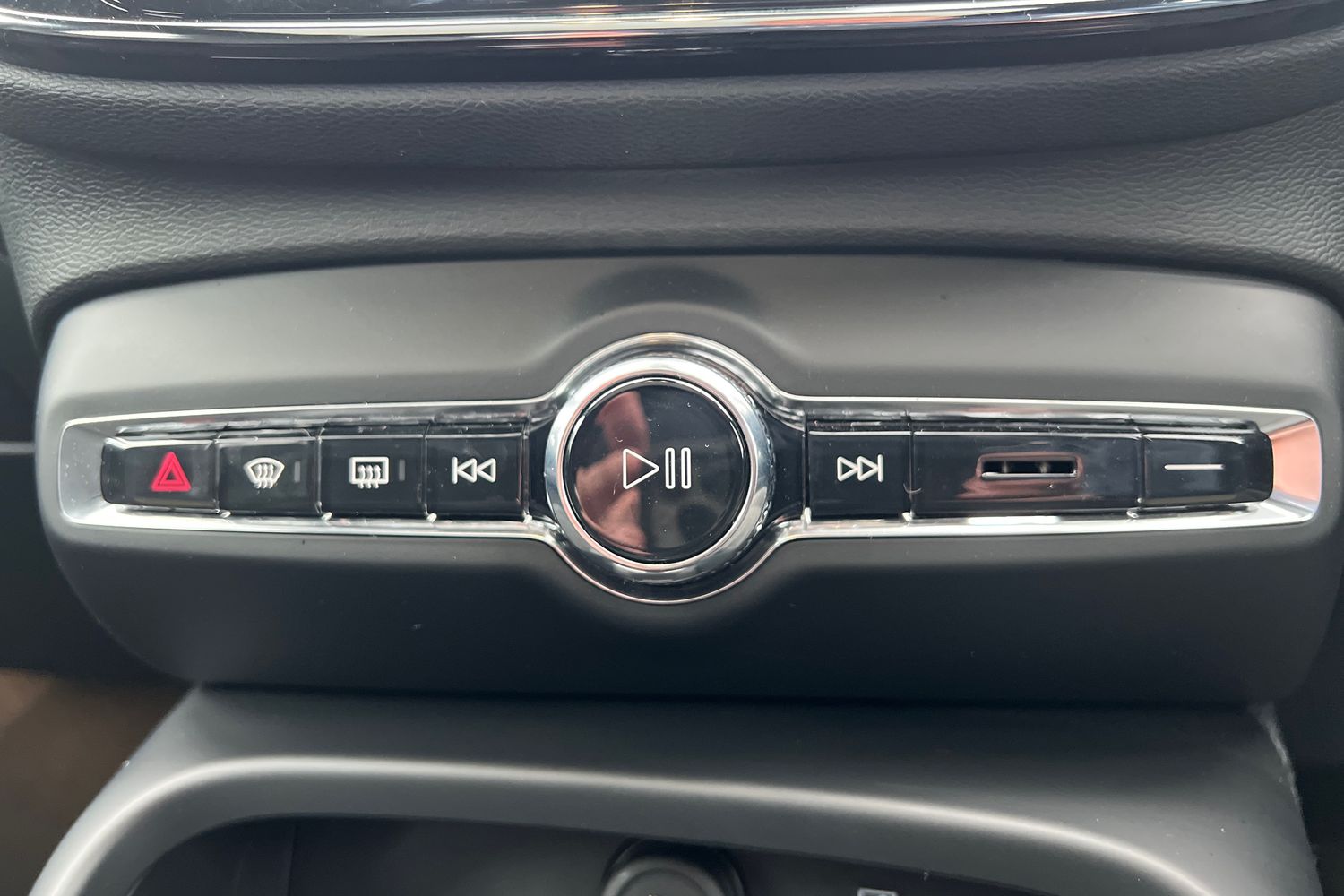 Used Volvo EC40 2025 for sale - 76428189: Photo 14