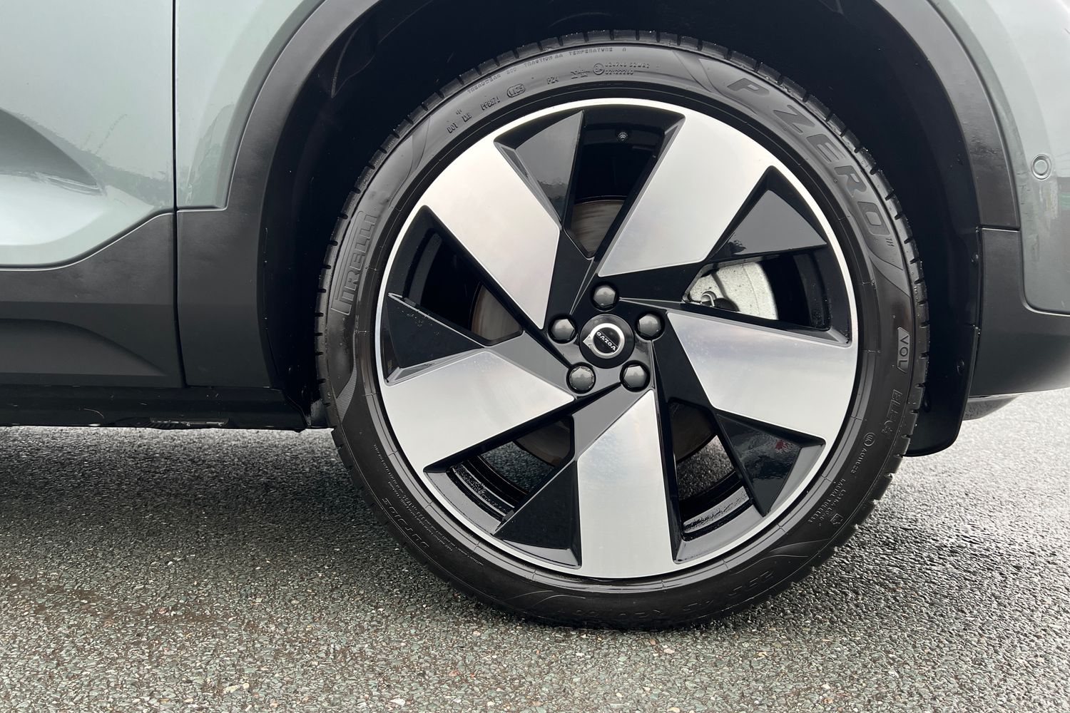 Used Volvo EC40 2025 for sale - 76428189: Photo 5