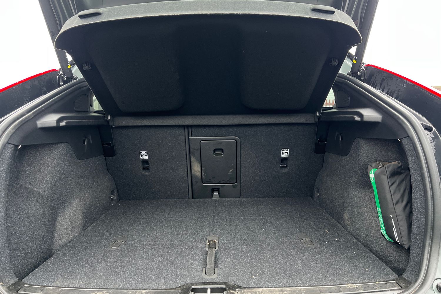 Used Volvo EC40 2025 for sale - 76428189: Photo 8