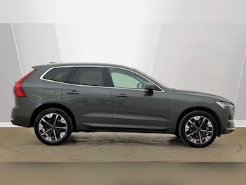 Used Volvo XC60 2025 for sale - 79381274: Photo