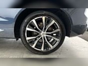 Used Volvo XC60 2022 for sale - 79526549: Photo