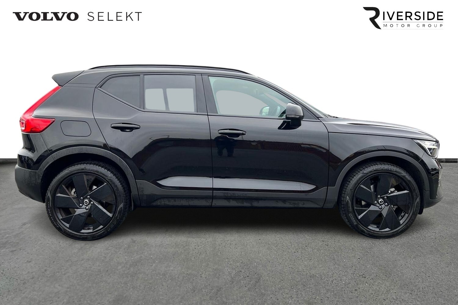 Used Volvo XC40 2025 for sale - 76221819: Photo 4