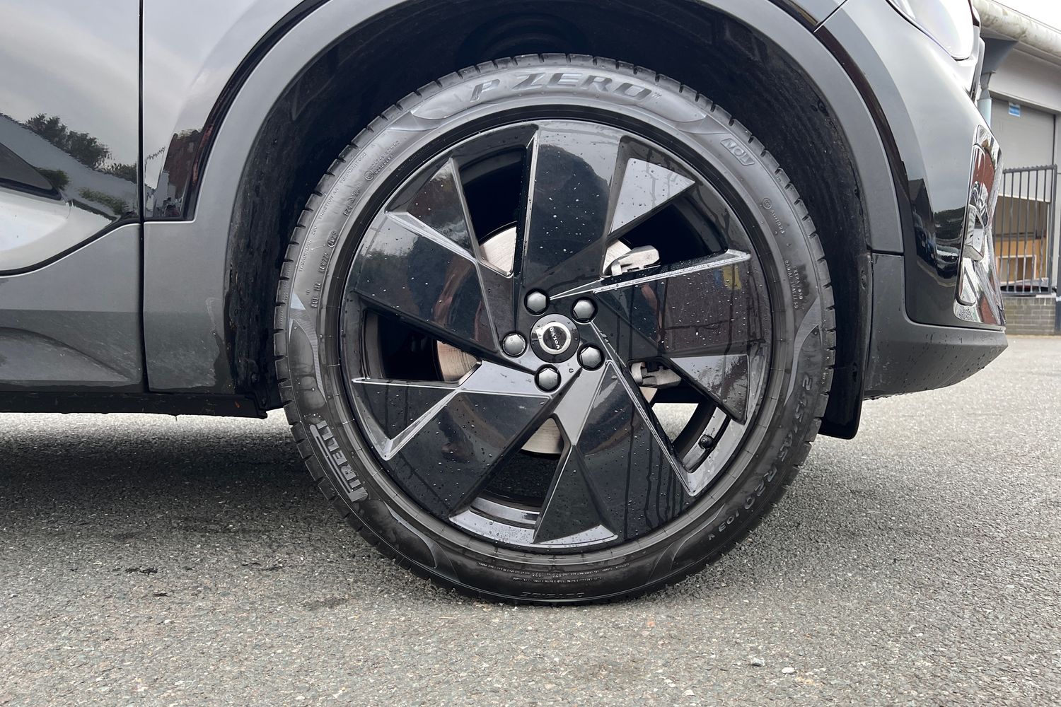 Used Volvo XC40 2025 for sale - 76221819: Photo 5