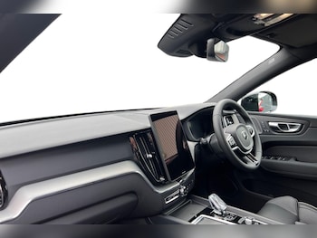 Used Volvo XC60 2026 for sale - 78027943: Photo