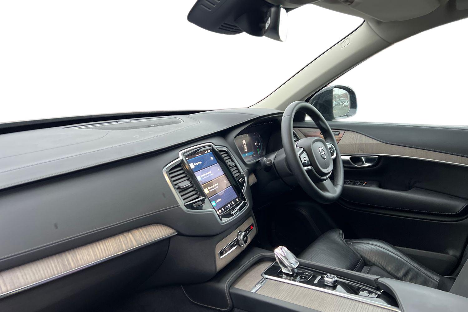 Used Volvo XC90 2022 for sale - 77353728: Photo 2