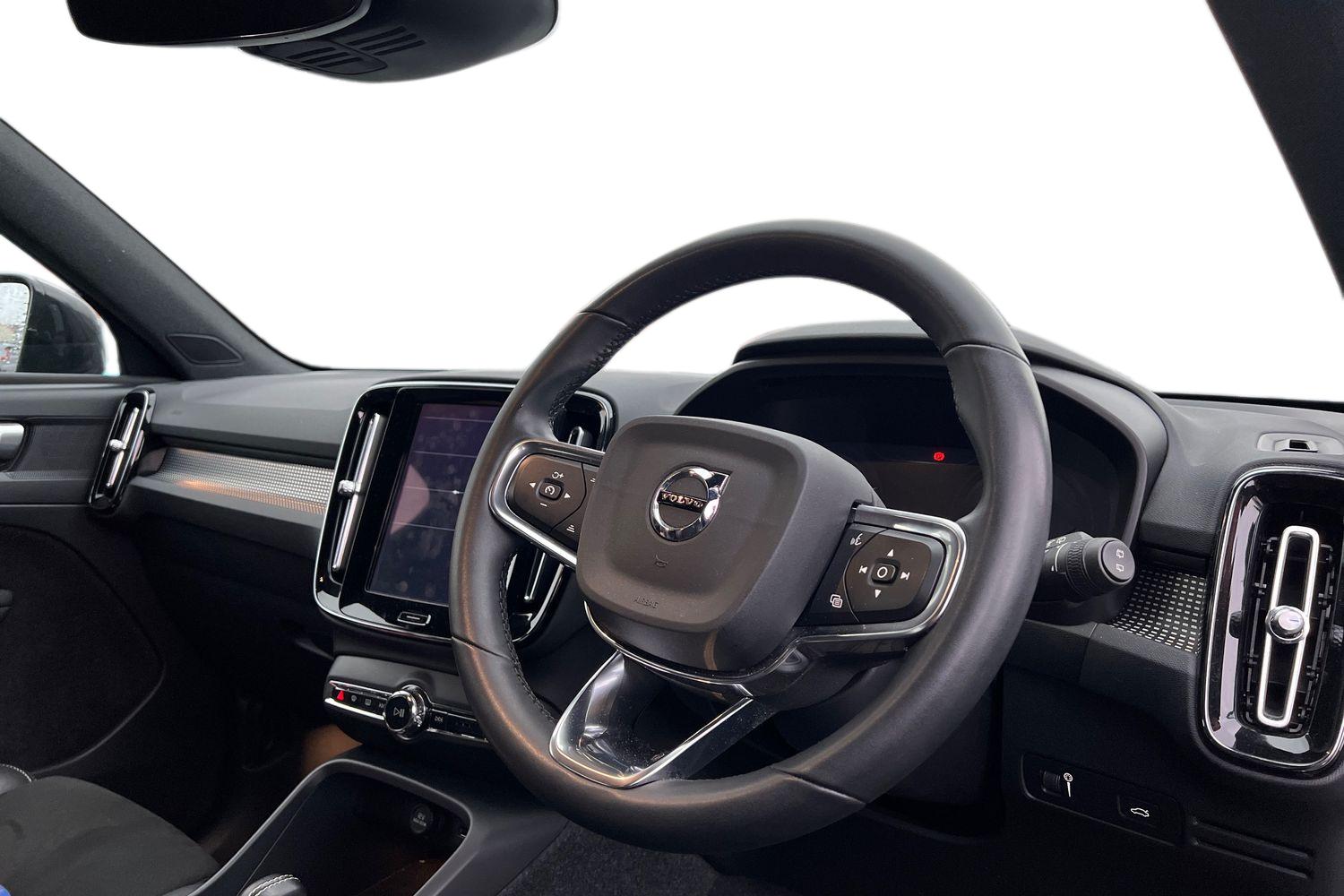 Used Volvo XC40 2022 for sale - 77025451: Photo 10