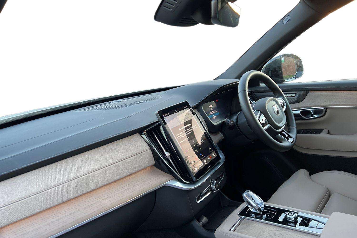 Used Volvo XC90 2025 for sale - 76580066: Photo 2