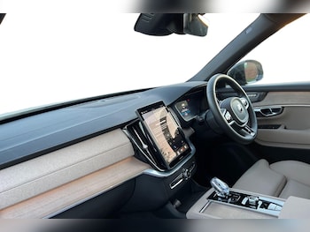 Used Volvo XC90 2025 for sale - 76580066: Photo