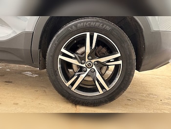 Used Volvo XC40 2023 for sale - 78343997: Photo