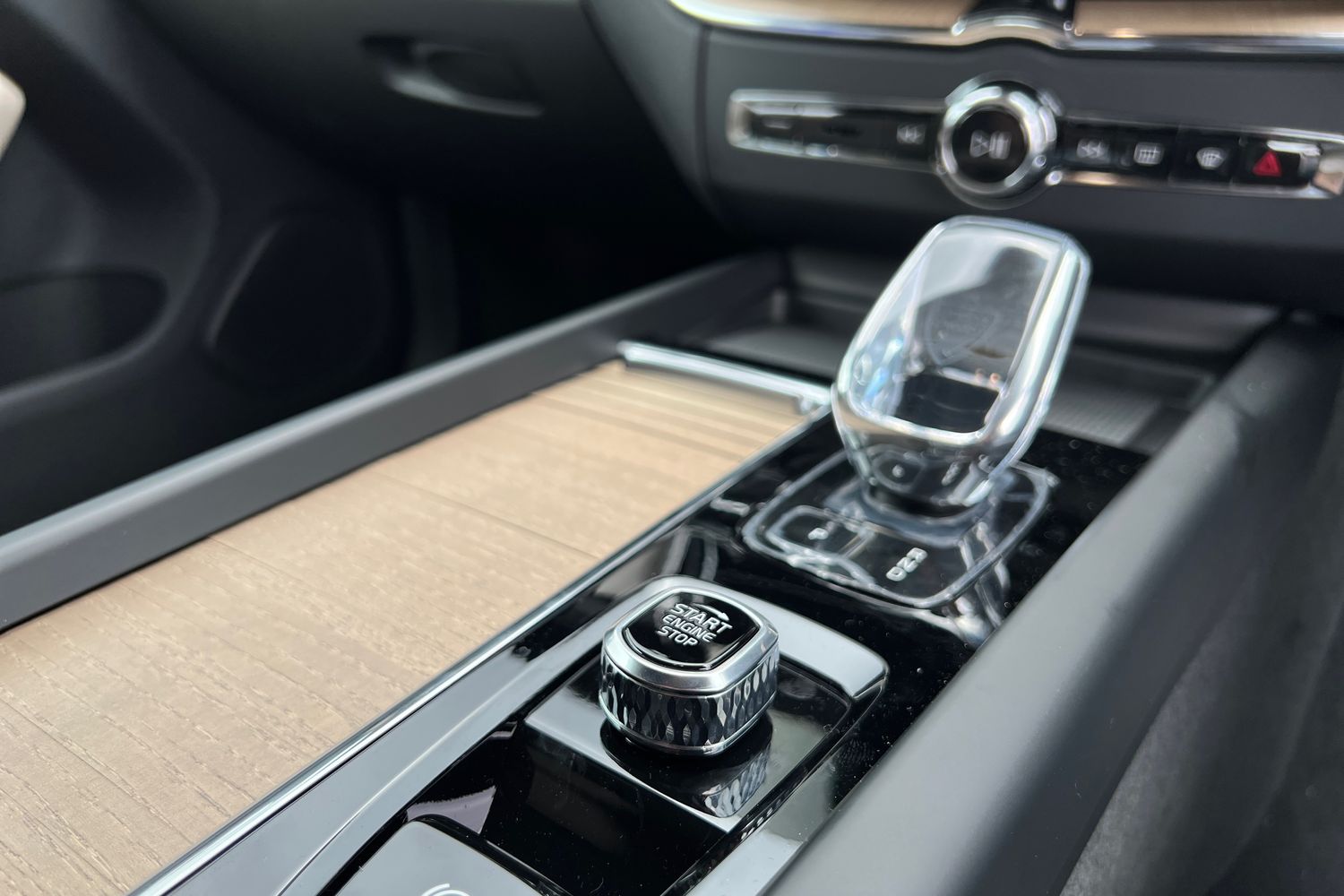 Used Volvo XC60 2025 for sale - 77035803: Photo 13