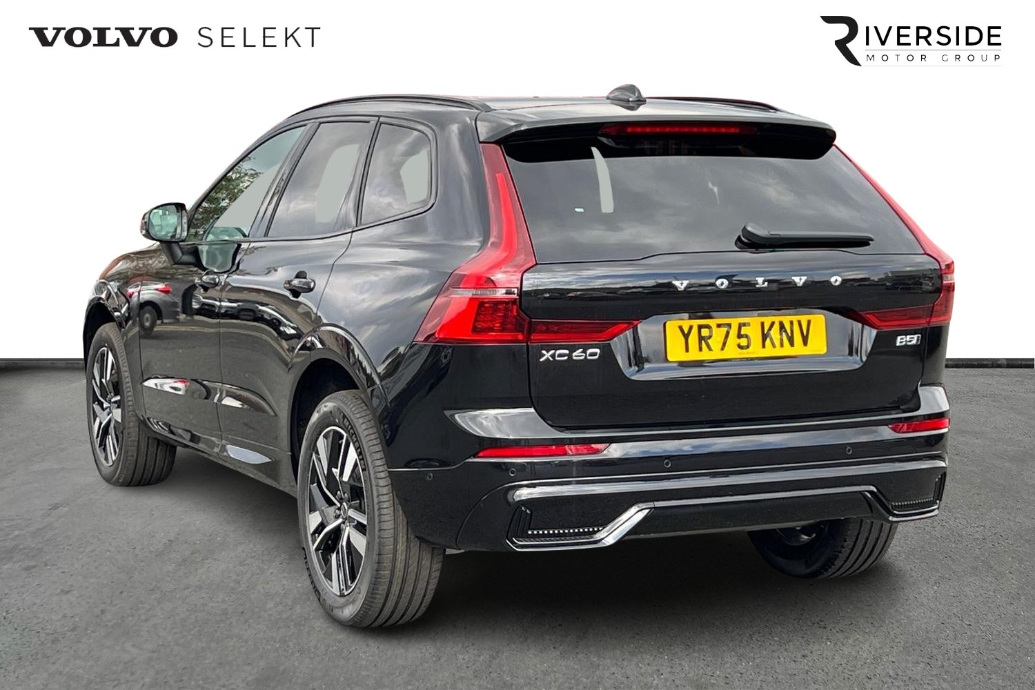 Used Volvo XC60 2025 for sale - 77035803: Photo 3