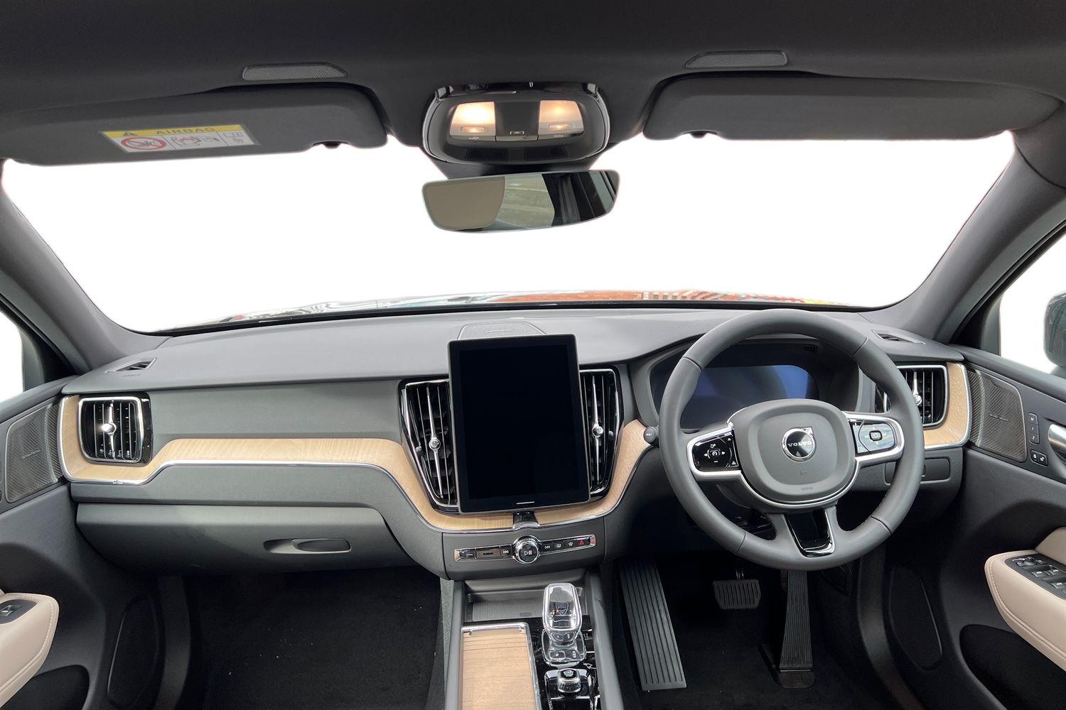 Used Volvo XC60 2025 for sale - 77035803: Photo 6