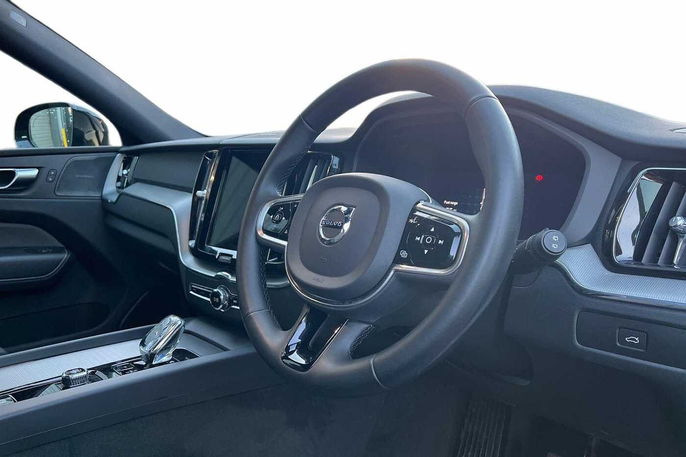 Used Volvo XC60 2022 for sale - 76630202: Photo 10