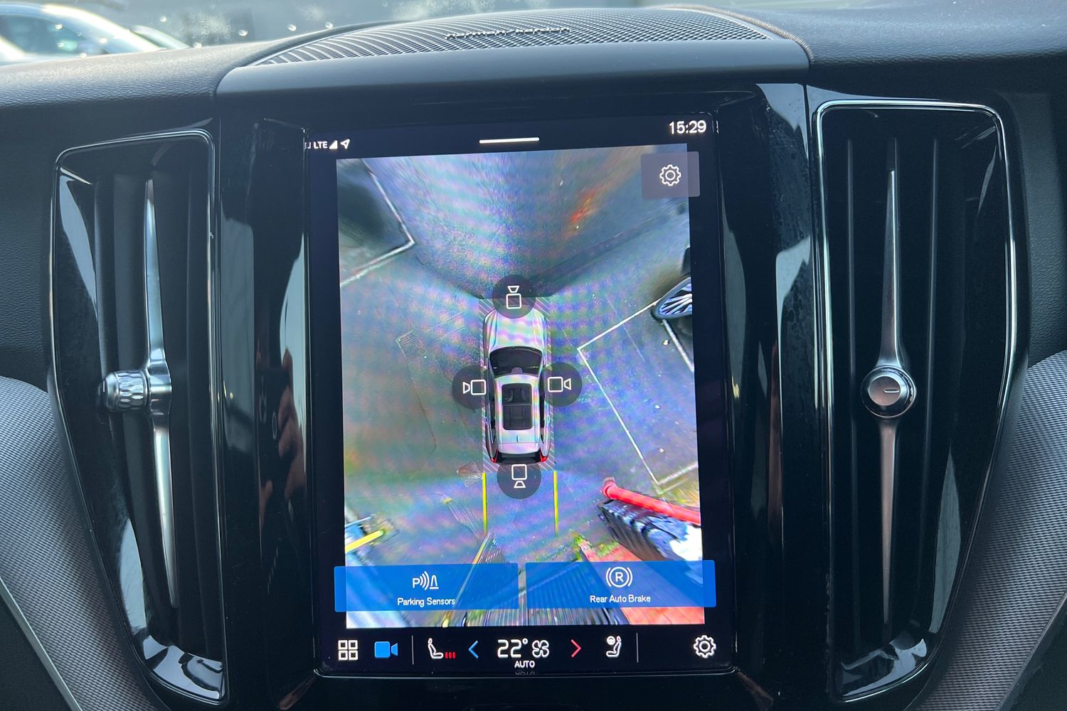 Used Volvo XC60 2022 for sale - 76630202: Photo 16