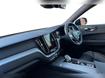 Used Volvo XC60 2022 for sale - 76630202: Photo