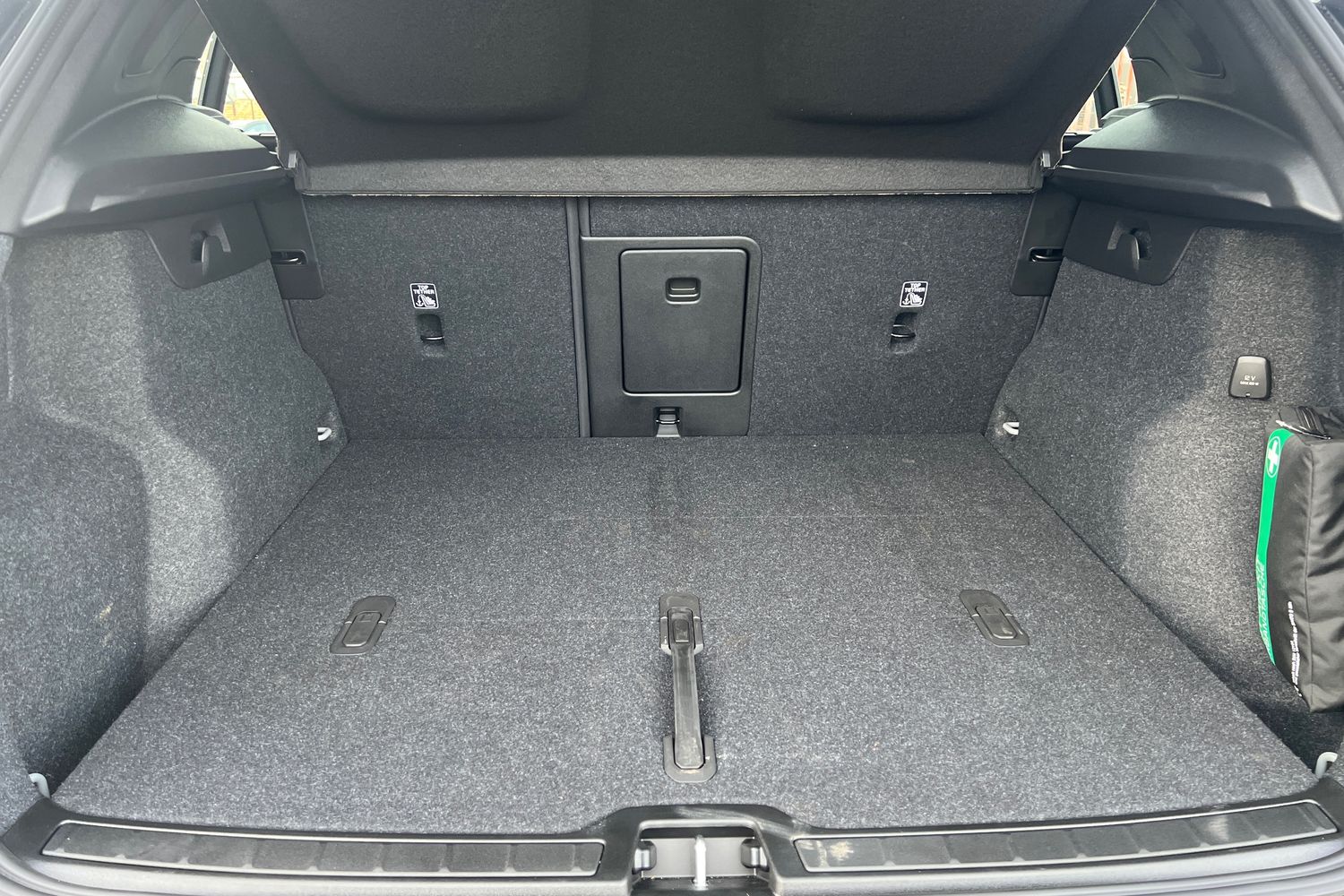 Used Volvo XC40 2025 for sale - 76614818: Photo 8