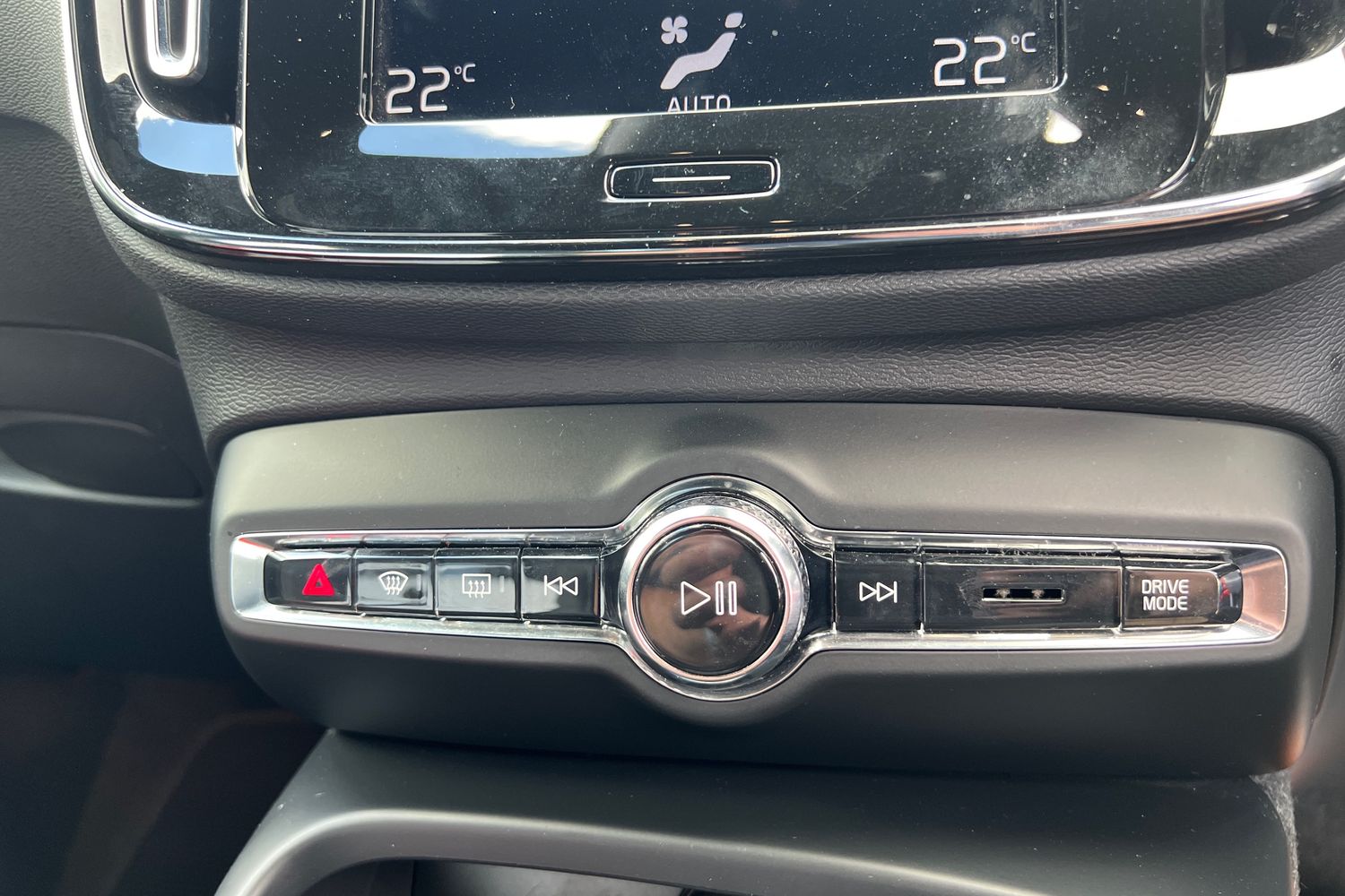 Used Volvo XC40 2021 for sale - 75641068: Photo 14