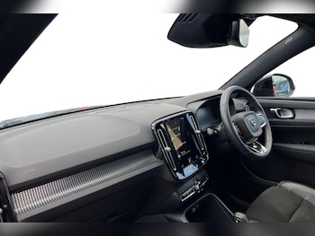 Used Volvo XC40 2021 for sale - 75641068: Photo