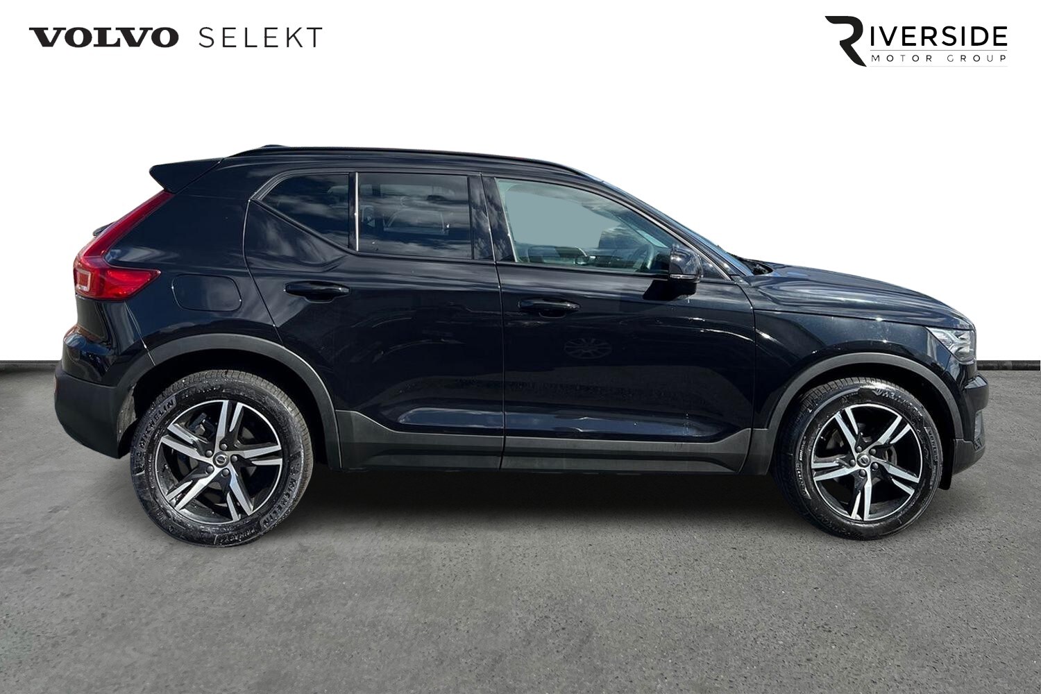 Used Volvo XC40 2021 for sale - 75641068: Photo 4