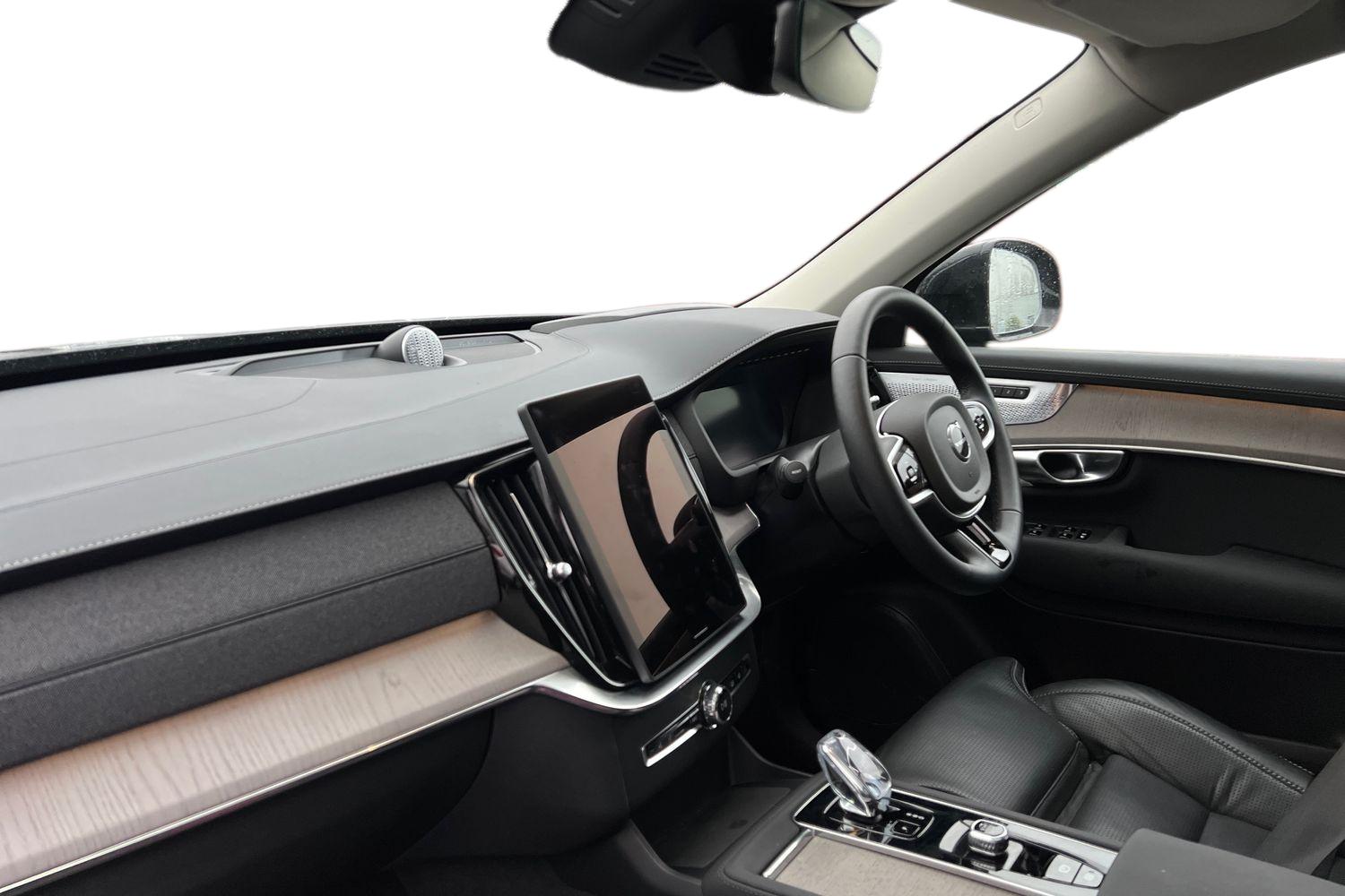 Used Volvo XC90 2025 for sale - 77300453: Photo 2