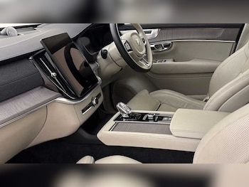 Used Volvo XC90 2025 for sale - 78596252: Photo