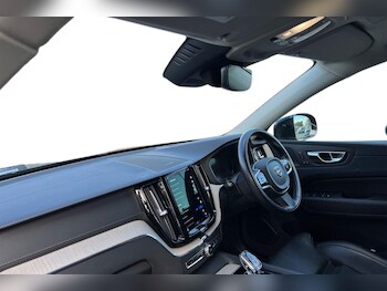 Used Volvo XC60 2022 for sale - 75934780: Photo