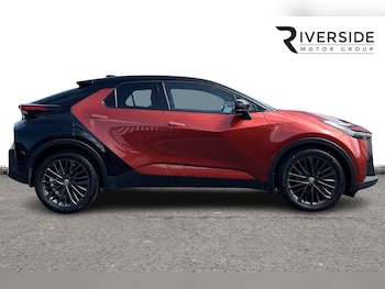 Used Toyota C-HR 2025 for sale - 79001143: Photo