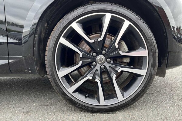 Used Volvo XC60 2022 for sale - 76161530: Photo 5